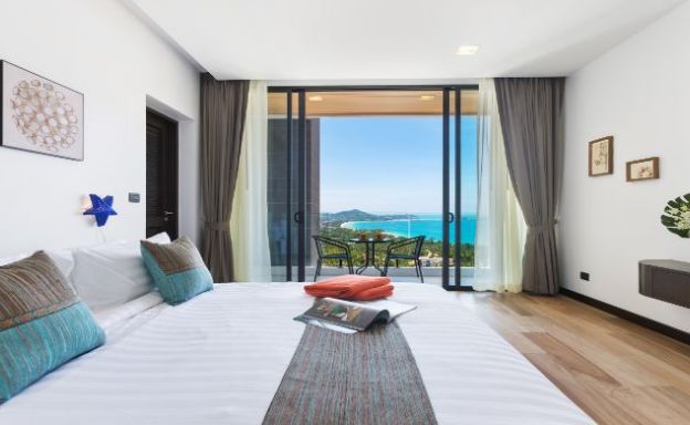 Stylish Luxury 3 Bed Sea View Villa in Chaweng Noi