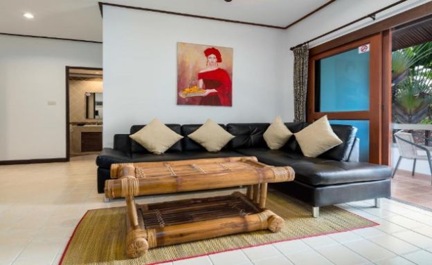 Modern 10 Bedroom Hotel Resort for Sale in Chaweng