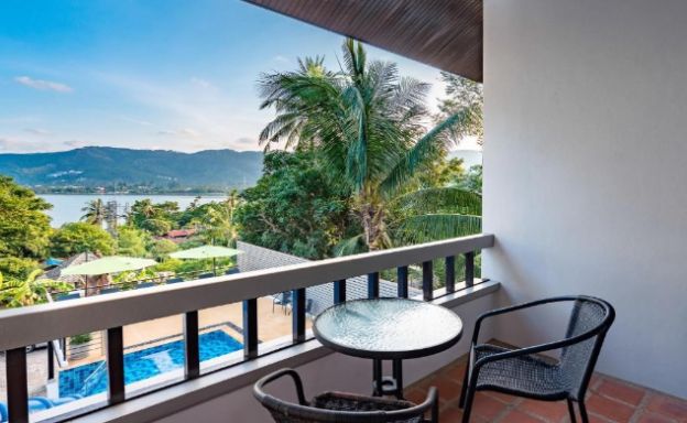 Modern 10 Bedroom Hotel Resort for Sale in Chaweng