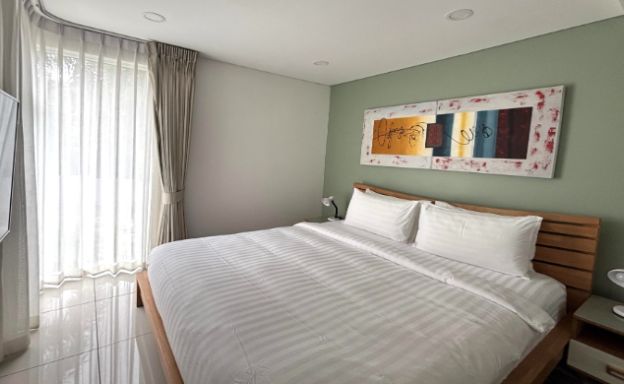 Modern 1 Bed Foreign Freehold Condo in Choeng Mon