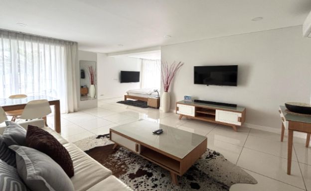 Modern 1 Bed Foreign Freehold Condo in Choeng Mon