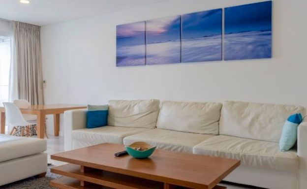 Modern 1 Bedroom Condo for Sale in Choeng Mon