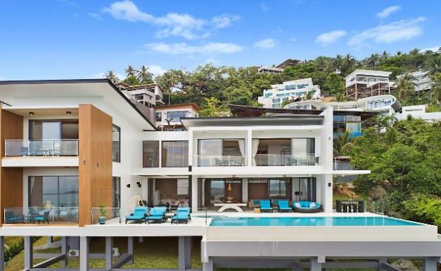 Outstanding 4-Bed Detached Pool Villa in Chaweng