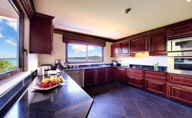 Luxury 5 Bedroom Beachside Pool Villa in Bangrak