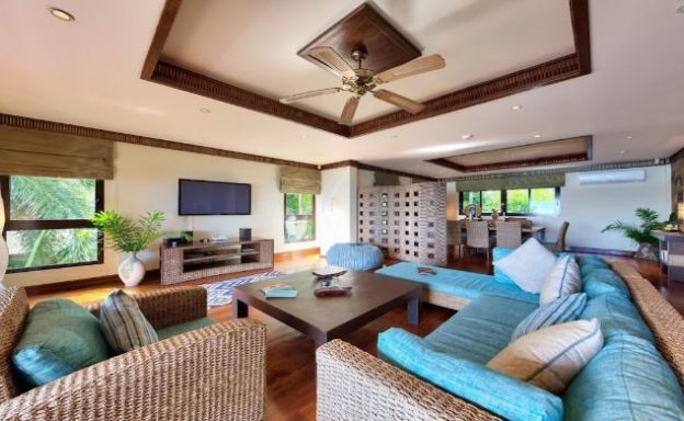 Luxury 5 Bedroom Beachside Pool Villa in Bangrak