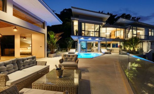 Minimalistic 4 Bedroom Sea View Villa in Chaweng Noi