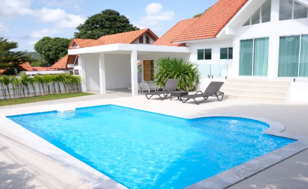 Modern 3 Bedroom Pool Villa for Sale in Bophut