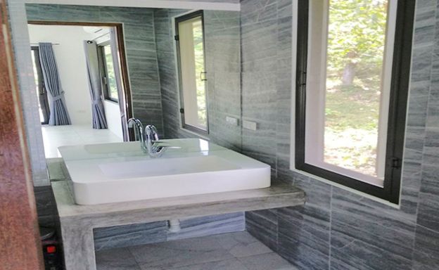 Modern 3 Bedroom Pool Villa for Sale in Maenam