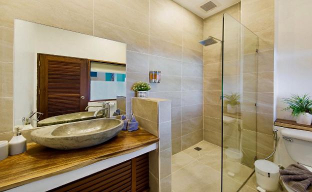 Modern 8 Bed Beachfront Hotel for Sale in Bophut