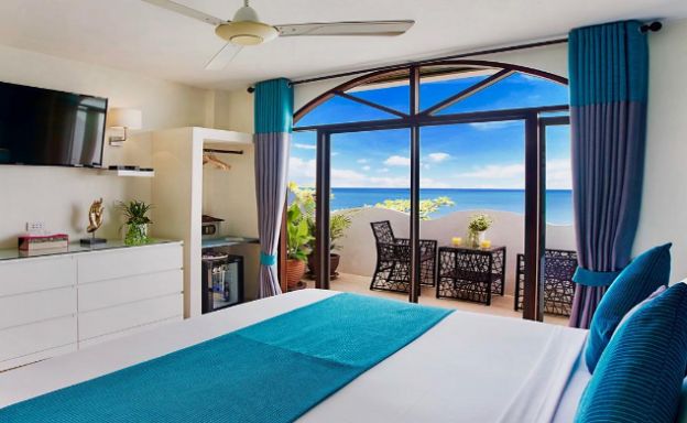 Modern 8 Bed Beachfront Hotel for Sale in Bophut