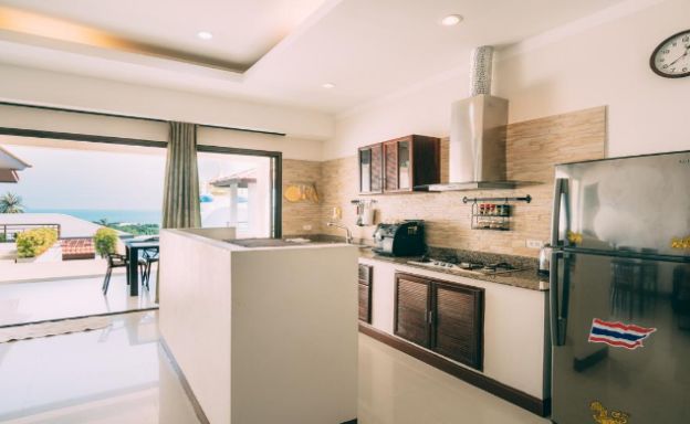 Modern 3 Bed Sea-view Villa + 1 Apartment in Lamai