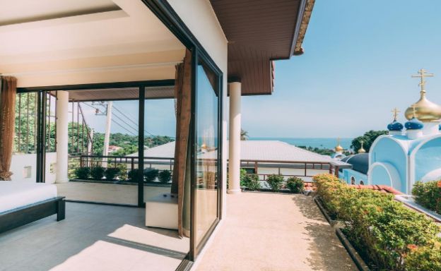 Modern 3 Bed Sea-view Villa + 1 Apartment in Lamai