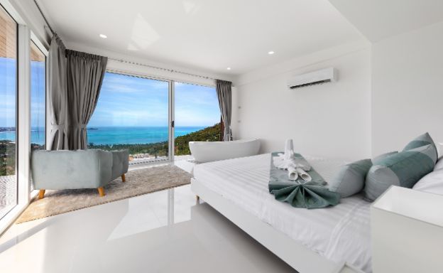 Luxury 3 Bedroom Sea View Pool Villa in Chaweng Noi