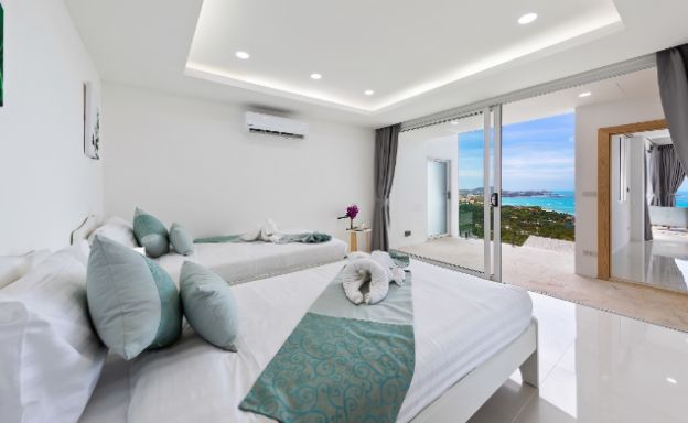 Luxury 3 Bedroom Sea View Pool Villa in Chaweng Noi