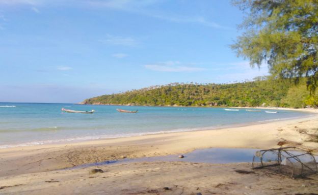 Beachfront 2 Rai Land for Sale in Koh Phangan