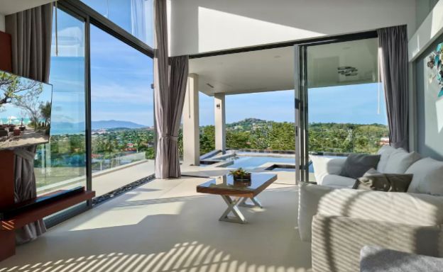 Unique 5 Bedroom Luxury Sea View Villa in Plai Laem