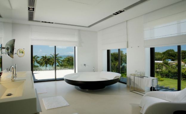 Majestic 6 Bed Luxury Beachfront Villa in Cape Yamu