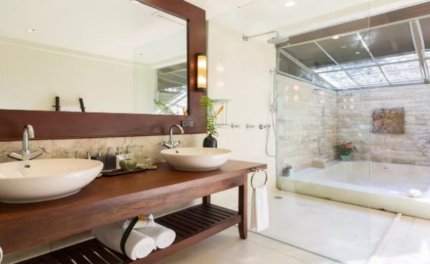 Luxury 6 Bedroom Beachfront Pool Villa in Lipa Noi