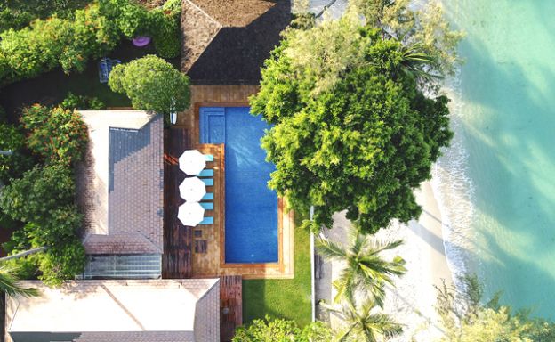 Luxury 6 Bedroom Beachfront Pool Villa in Lipa Noi