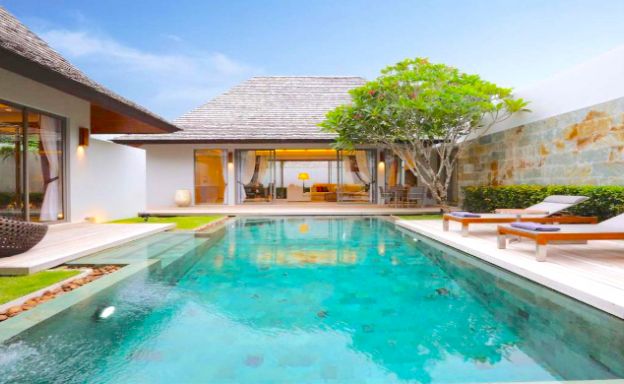 Tropical 3 Bedroom Balinese Pool Villa in Layan