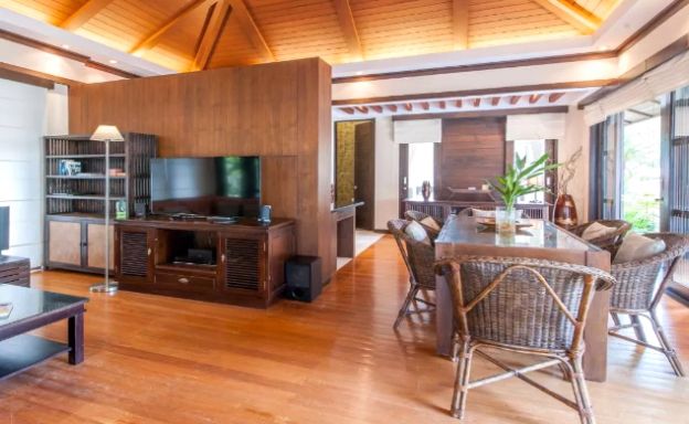 Tropical 2 Bedroom Pool Villa For Sale in Maenam