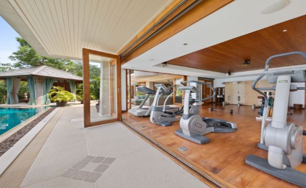 Spectacular 4 Bed Tropical Sea View Villa in Plai Laem