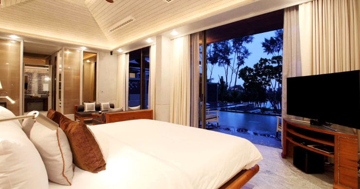 Super Luxury 5 Bed Beachfront Pool Villa in Phuket-7