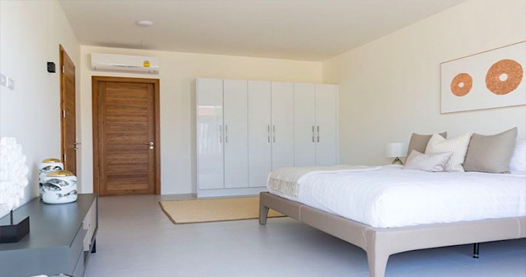 Sleek Modern 4 Bed Luxury Seaview Villa in Maenam-4
