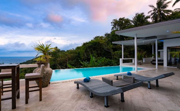 Contemporary 5 Bed Luxury Sea View Villa in Lamai