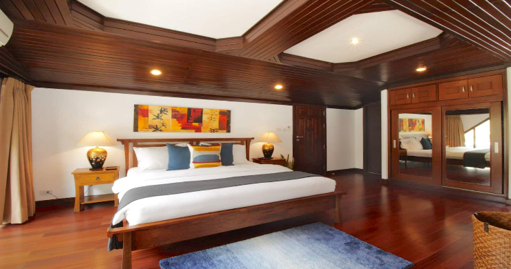 Charming 3 Bed Tropical Beachfront Villa in Laem Yai-12