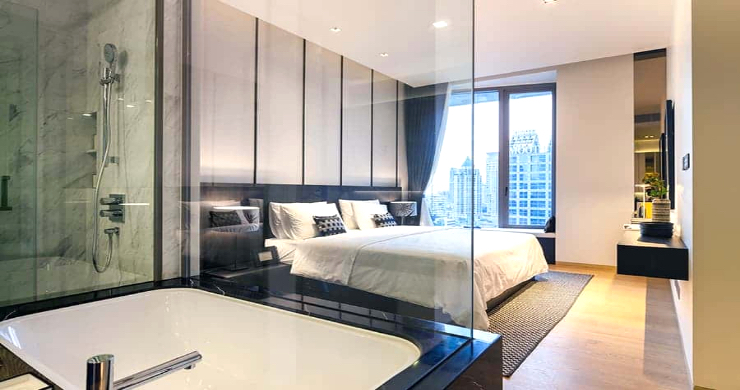 Luxury 3 Bed Penthouse with City Views in Bangkok-13