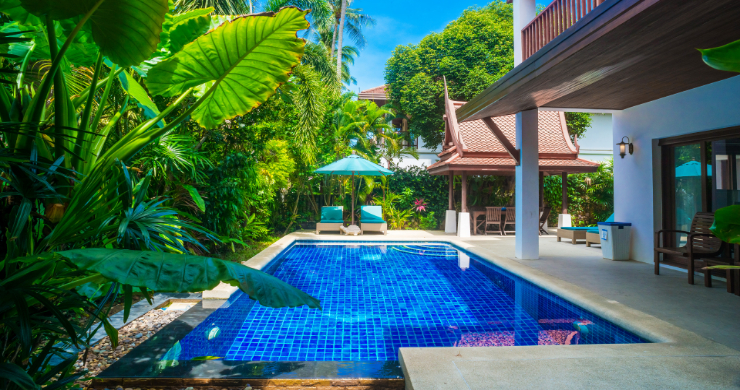 Tropical 4 Bedroom Beachside Villa in Hua Thanon-2