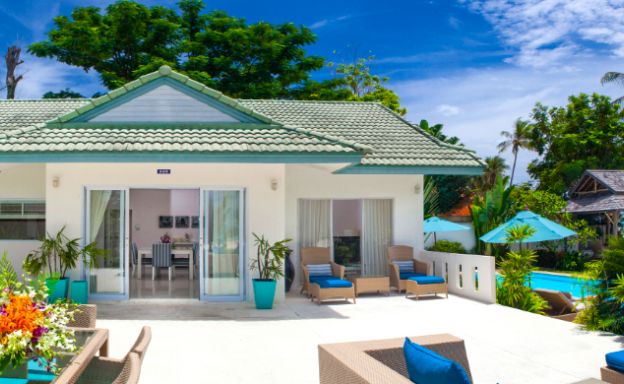 Beautiful 3 Bed Beachfront Villa on Hua Thanon Bay