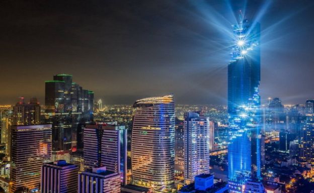 The Ritz Carlton Luxury 2 Bed Condo in Bangkok