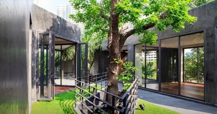 Urban Style 6 Bed Villa for Sale in Bangkok-9
