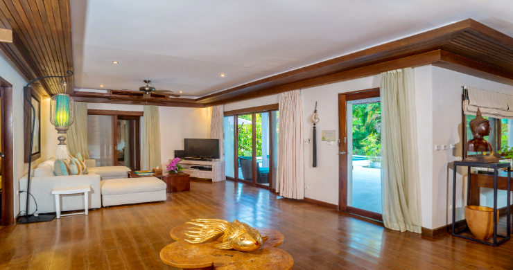 Charming 4 Bedroom Beachside Villa in Hua Thanon-10