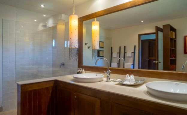 Charming 4 Bedroom Beachside Villa in Hua Thanon