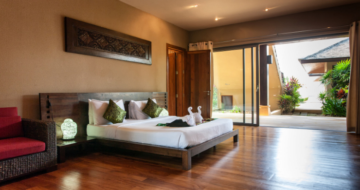 Elegant 5 Bedroom Beachfront Villa in Thong Krut-12