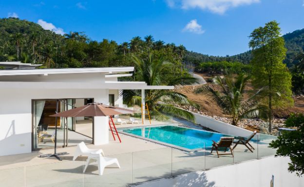 Investment Property 3 Villas for Sale in Chaweng Noi