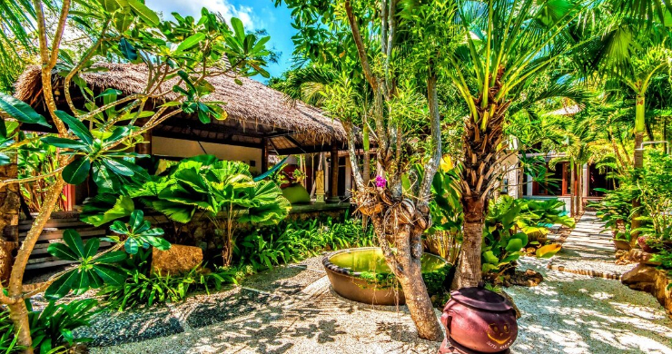 Stunning 3 Bed Bali Style Garden Villa in Bophut-17