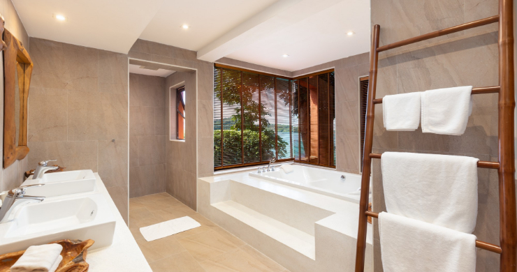 Oceanfront 5 Bedroom Luxury Villa for Sale in Phuket-10