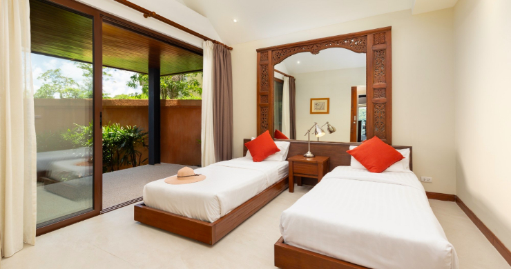 Oceanfront 5 Bedroom Luxury Villa for Sale in Phuket-14