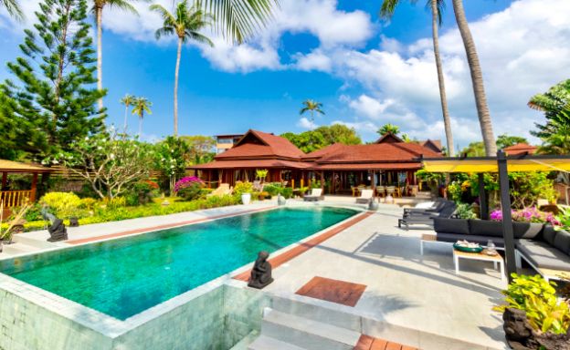 koh-samui-beachfront-villa-for-sale-Thong-Krut