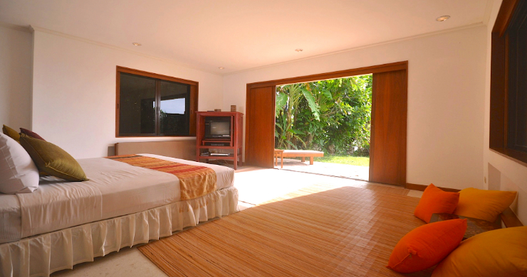 phuket-luxury-villa-for-sale-oceanfront-4-bed-kata-15