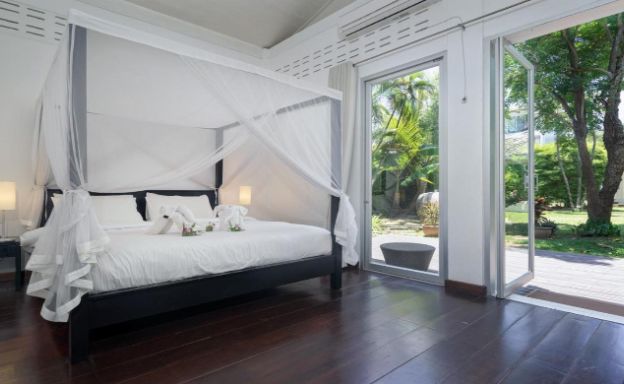 koh-samui-beachfront-villa-for-sale-in-bangrak