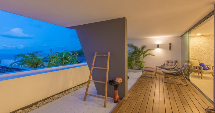 This stylish contemporary Luxury Villa for sale in Koh Samui is situated in a prime part of the Chaweng hillside.-15