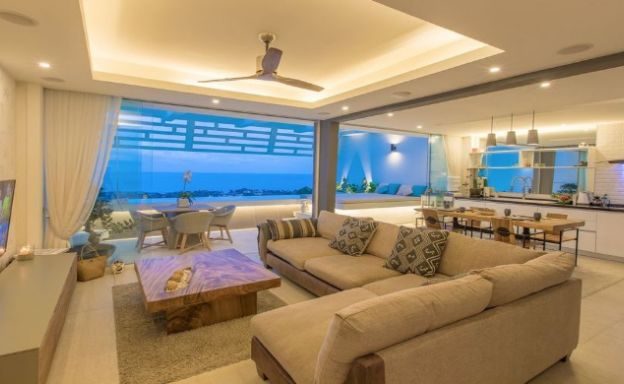 This stylish contemporary Luxury Villa for sale in Koh Samui is situated in a prime part of the Chaweng hillside.