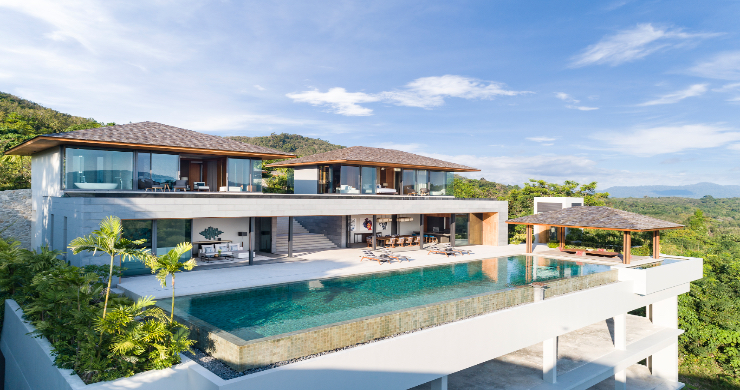 Oceanfront-villa-for-sale-phuket-1