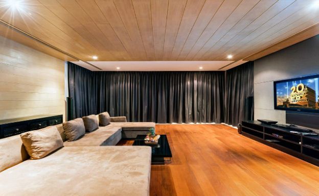 cape-yamu-5-bed-beachfront-villa-in-phuket