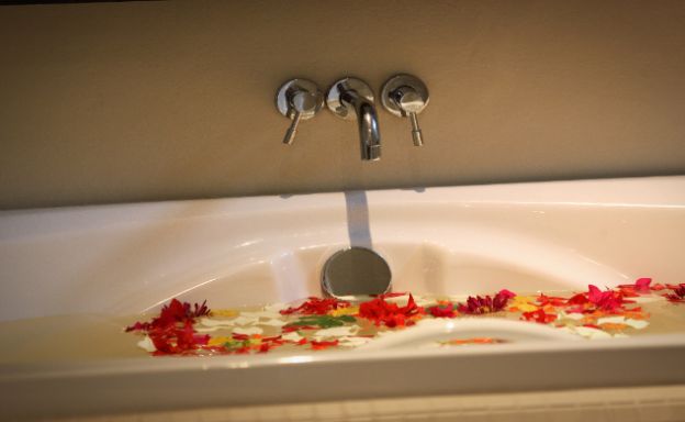 phuket-villas-for-sale-in-rawai-3